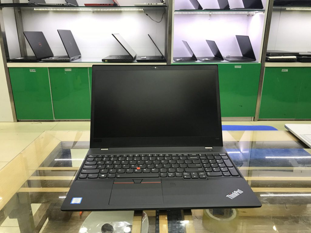 Lenovo ThinkPad T560, Core i5 6300U 2.4Ghz, Ram 8GB, SSD 256GB,
