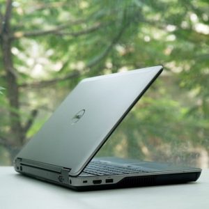 Laptop Dell Latitude E6540/ i7-4700MQ/ Ram 8GB/ SSD 256GB/ Màn Full HD/ Card AMD Radeon 8790