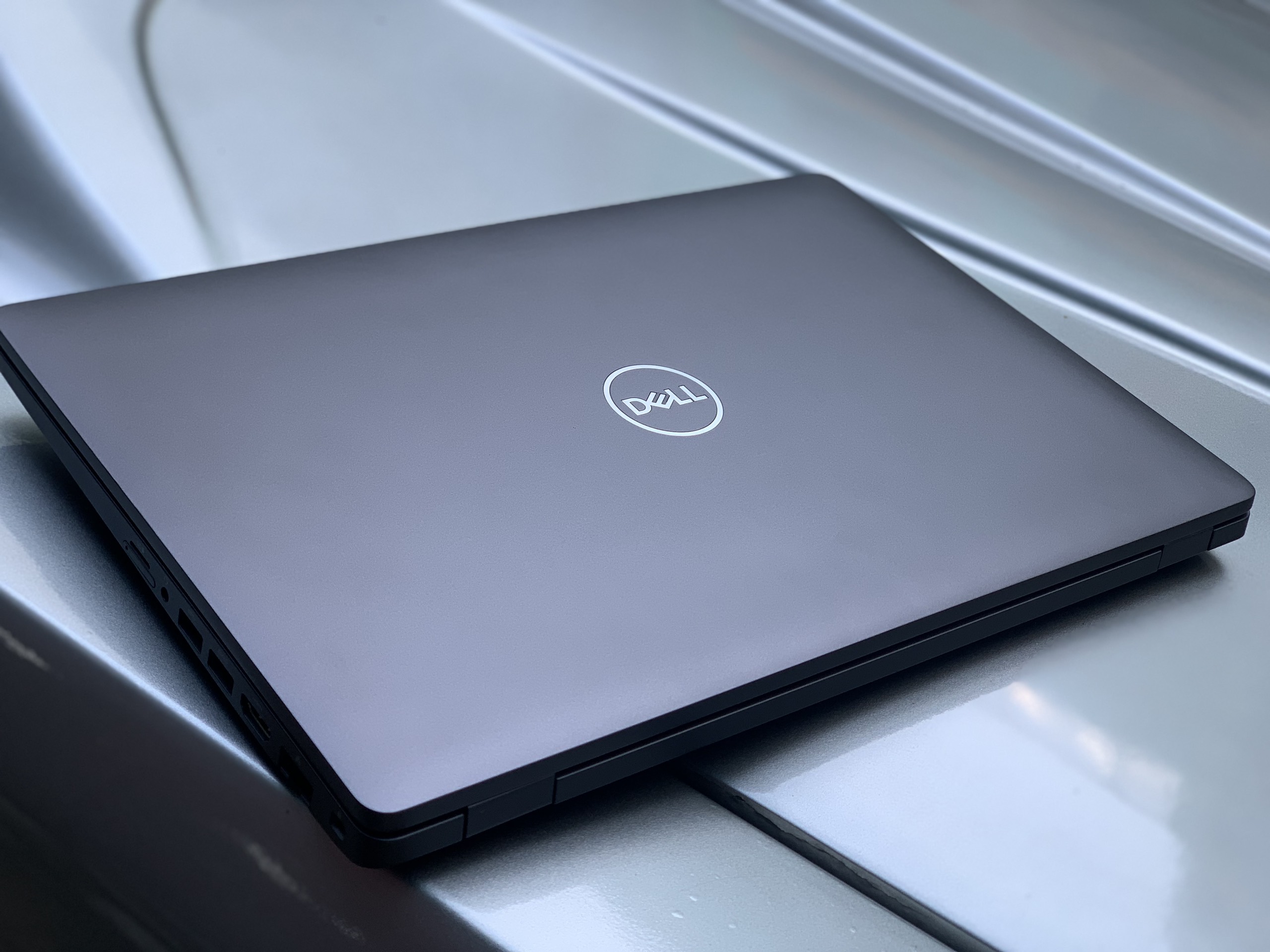 dell 5501 saolaptop top